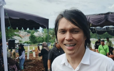 5 Potret Once Mekel Kenang Sosok Mertuanya Totok Sardjan: Lembut dan Cinta Keluarga